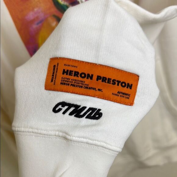 NWOT- Heron Preston Cream Sweater with Classic Heron Graphic Design- Small - Picture 7 of 10